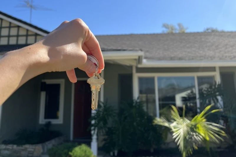 Closing Time - The Friendly Lender